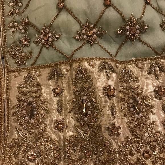 Pakistani / Indian wedding party dress gharara - Picture 3 of 5